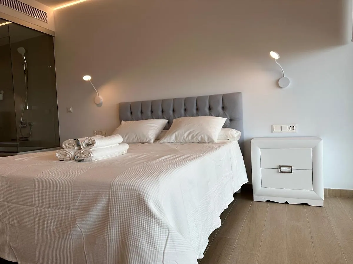 Excellent Two Bedroom Apartment Fuengirola Spain